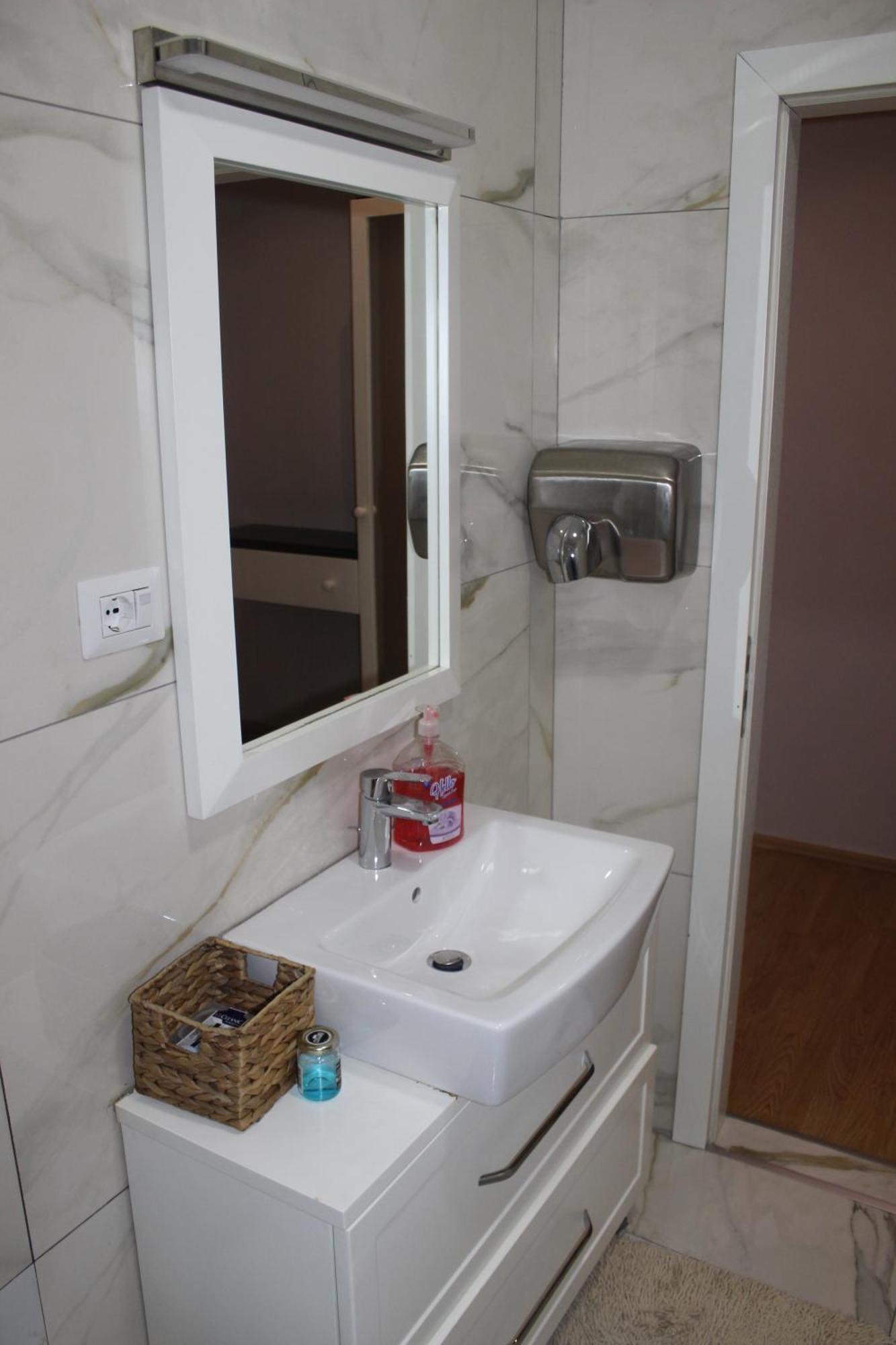 Luxury Blloku Tirana Apartment Eksteriør billede